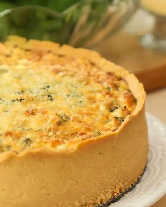 Quiche de alho poró com massa de grão de bico
